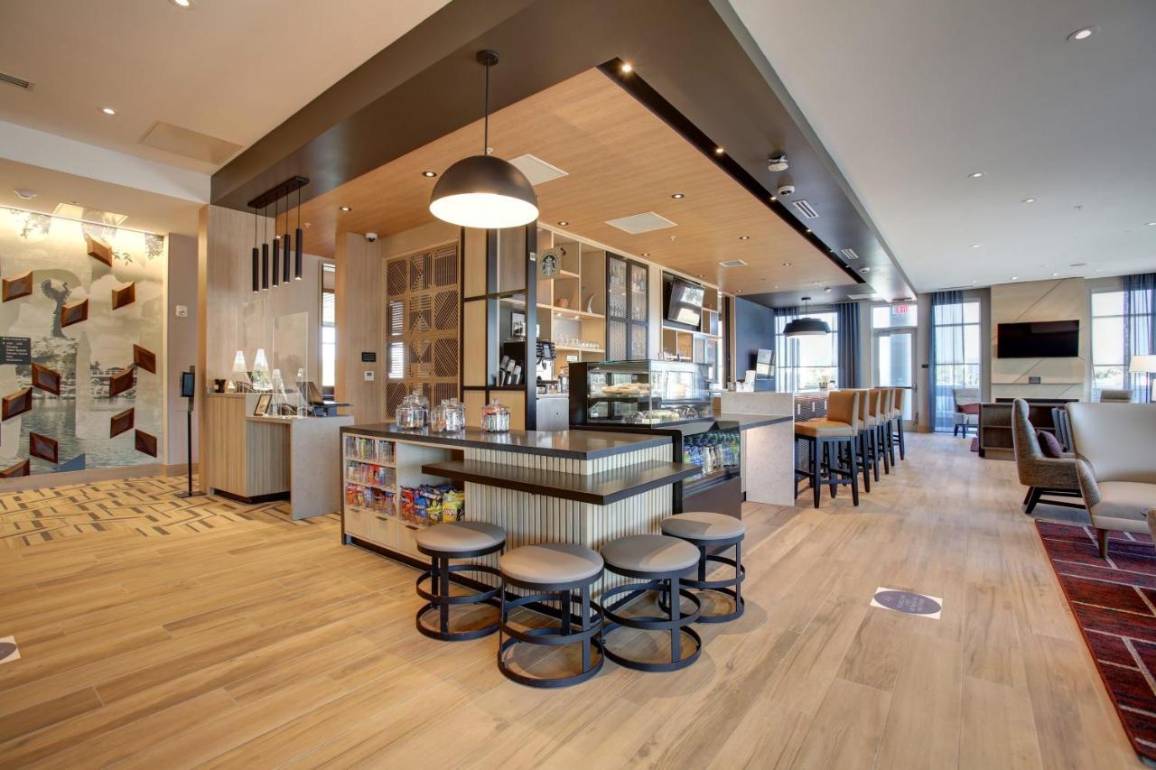 Hyatt Place At State